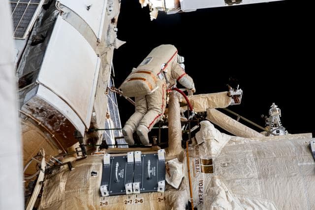 NASA image: iss069e056466