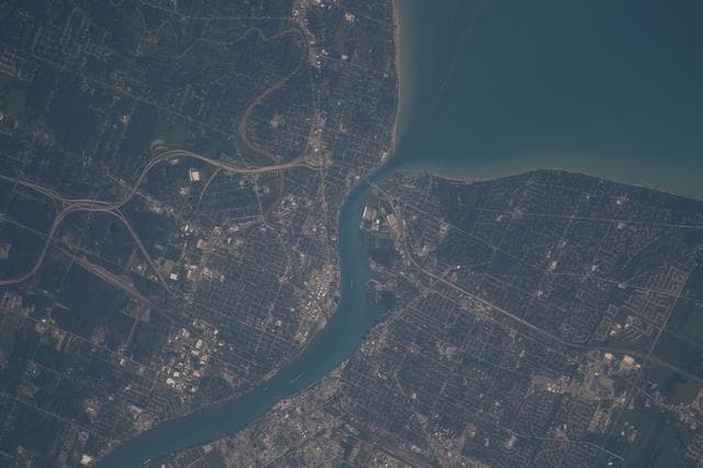 NASA image: iss069e060965