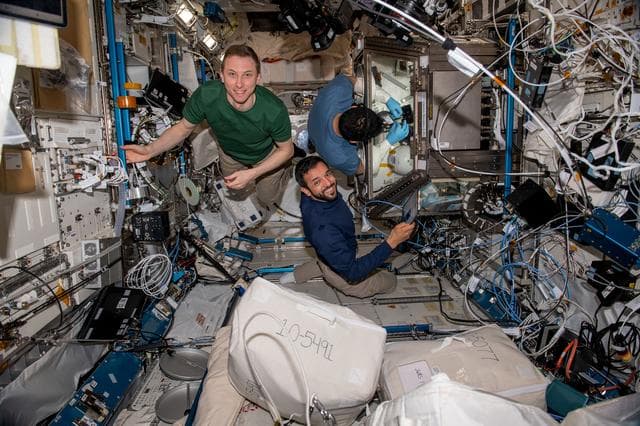 NASA image: iss069e061564