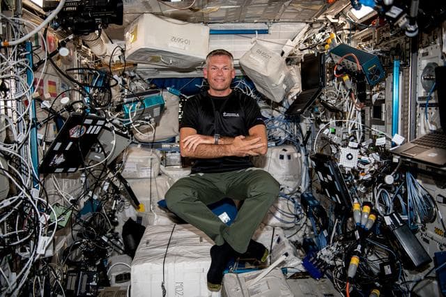 NASA image: iss069e084701