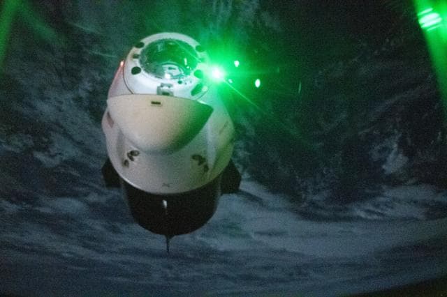 NASA image: iss069e085578
