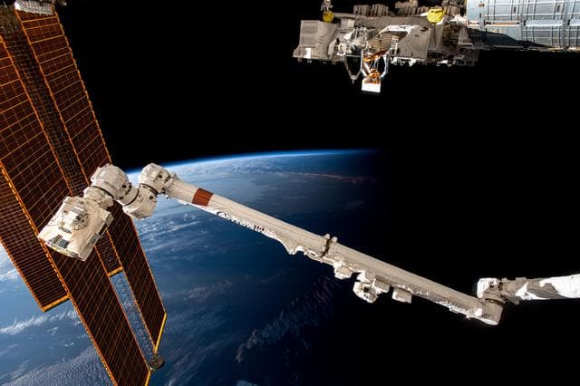 NASA image: iss069e085991
