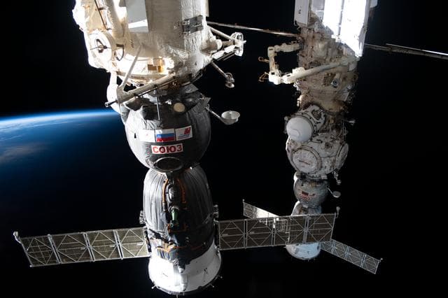 NASA image: iss069e088557