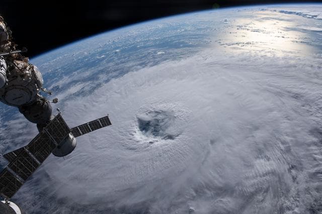 NASA image: iss069e090103