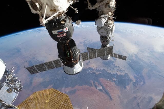 NASA image: iss069e090251