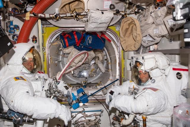 NASA image: iss070e002035