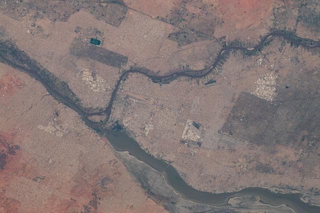 NASA image: iss070e002191