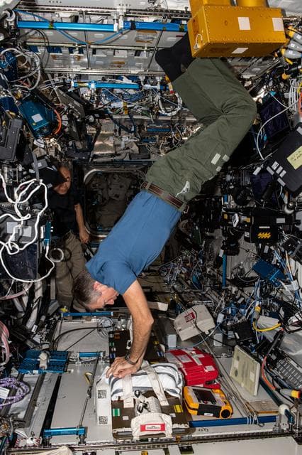 NASA image: iss070e002210