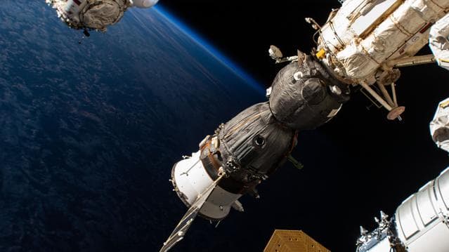NASA image: iss070e005423