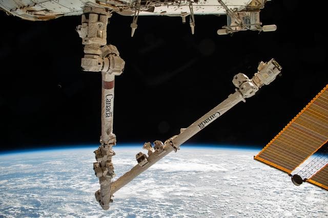 NASA image: iss070e006089