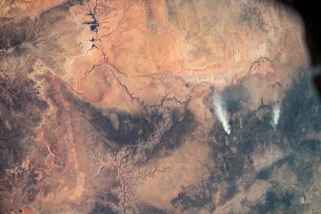 NASA image: iss070e007659