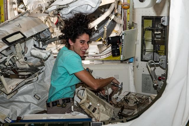 NASA image: iss070e014310