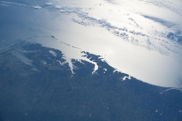NASA image: iss070e015193