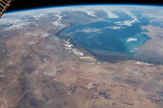 NASA image: iss070e033711