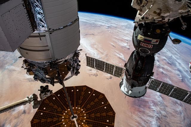 NASA image: iss070e043720
