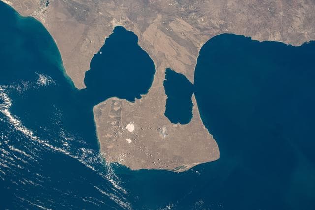 NASA image: iss070e063882