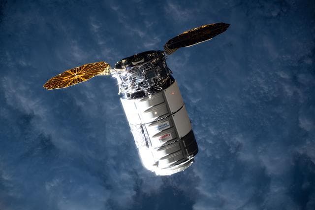 NASA image: iss070e085709