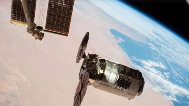 NASA image: iss070e085743