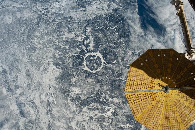 NASA image: iss070e087280