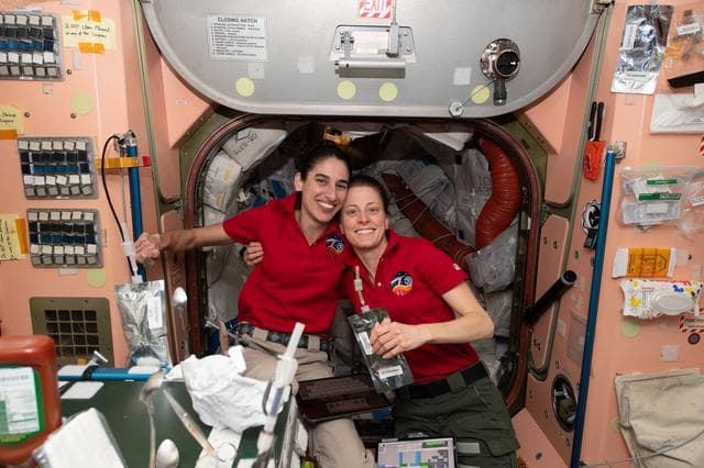 NASA image: iss070e092709