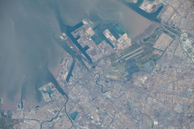 NASA image: iss070e093551