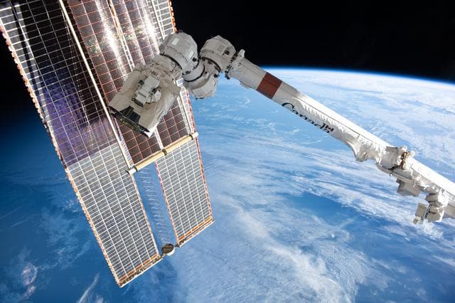 NASA image: iss070e095147