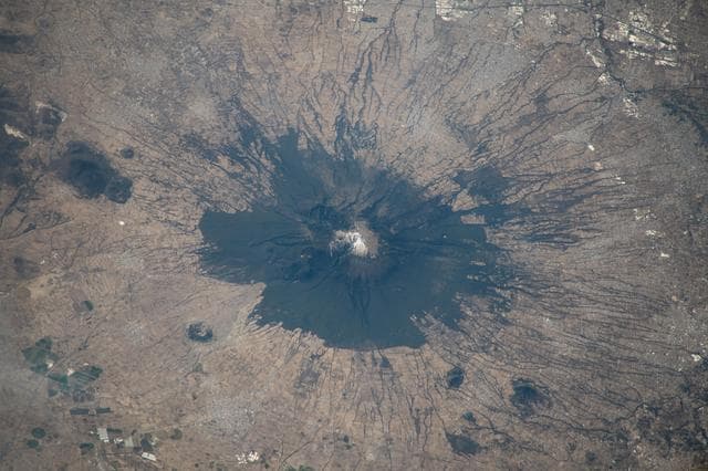 NASA image: iss070e098294