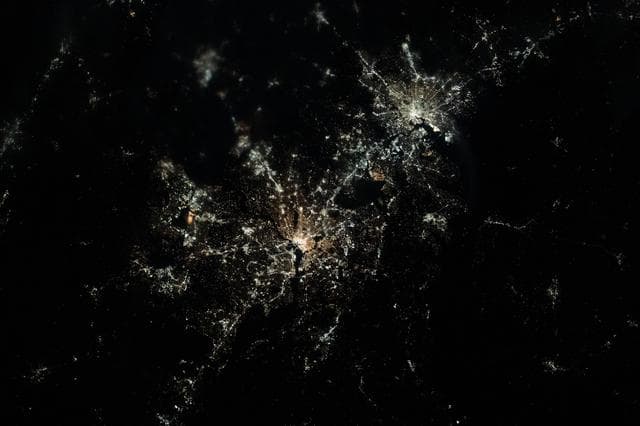 NASA image: iss070e098464
