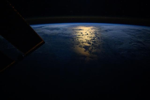 NASA image: iss070e127437