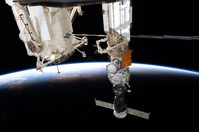 NASA image: iss071e000013