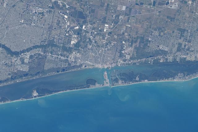 NASA image: iss071e001300