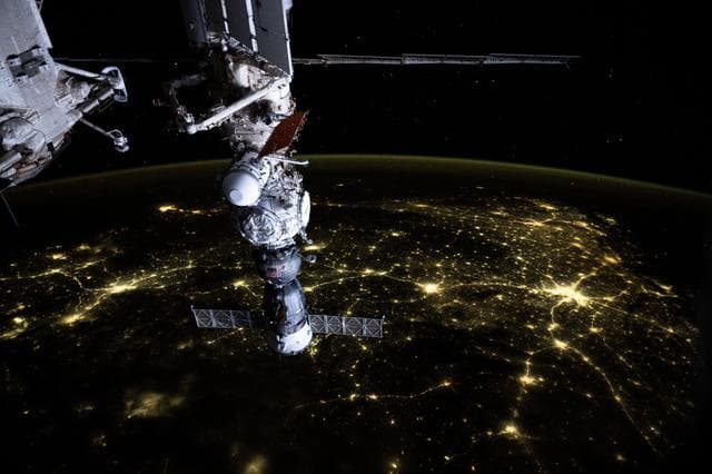 NASA image: iss071e074030