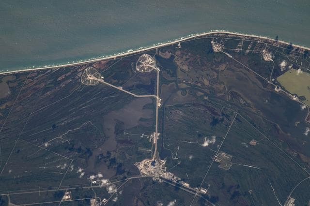 NASA image: iss071e104917