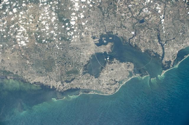 NASA image: iss071e130741