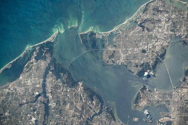 NASA image: iss071e130773