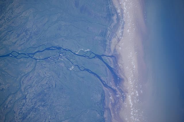 NASA image: iss071e179400