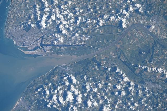 NASA image: iss071e207619