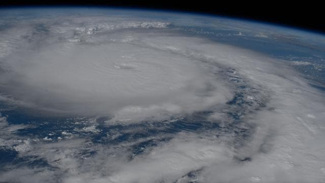 NASA image: iss071e243427
