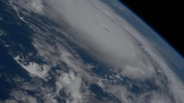 NASA image: iss071e243428