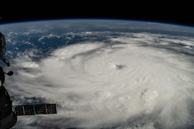 NASA image: iss071e245405