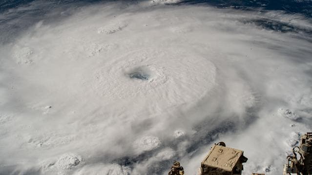 NASA image: iss071e245675