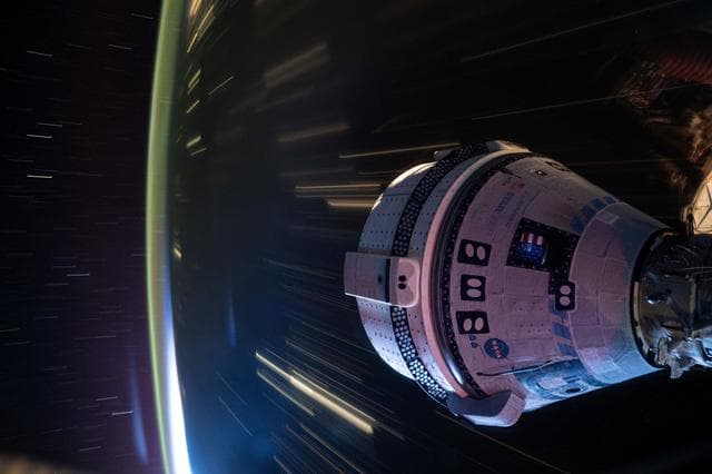 NASA image: iss071e265137