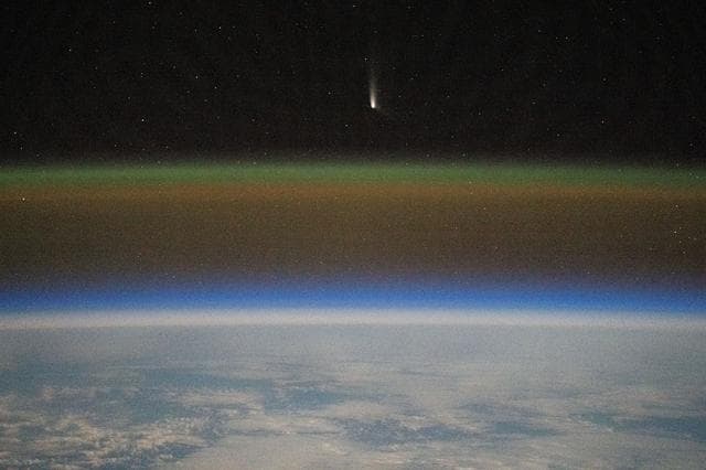 NASA image: iss071e676482