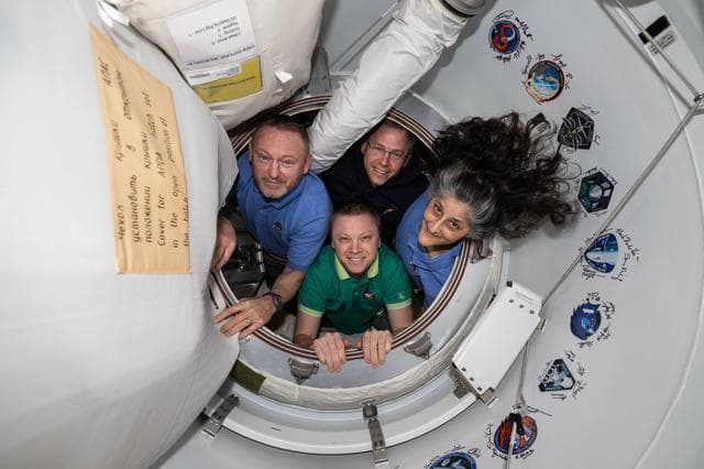 NASA image: NASA's SpaceX Crew-9 members pose together for portrait