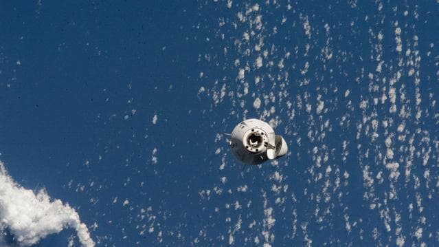 NASA image: The SpaceX Dragon Endurance crew spacecraft approaches the International Space Station