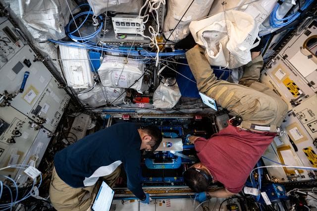 NASA image: iss073e0177115