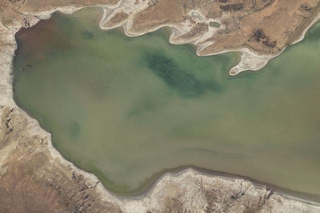 NASA image: Lake Poopó in Bolivia's Andean Plateau