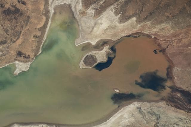 NASA image: Lake Poopó in Bolivia's Andean Plateau