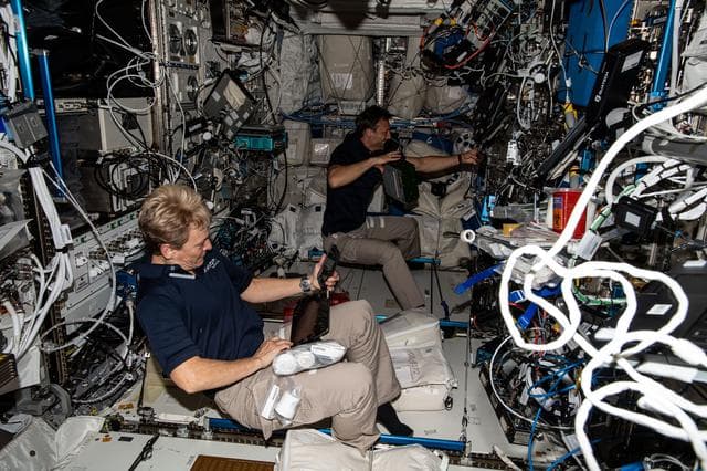 NASA image: Axiom Mission 4 crew members Peggy Whitson and Sławosz Uznański-Wiśniewsk