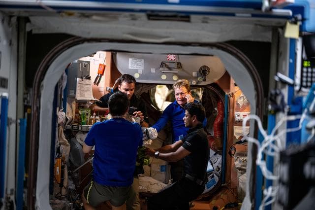 NASA image: NASA astronaut Jonny Kim joins Axiom Mission 4 crew members for lunch